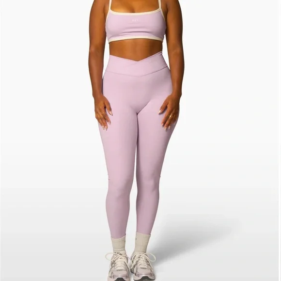 437 active v leggings - Picture 2 of 6